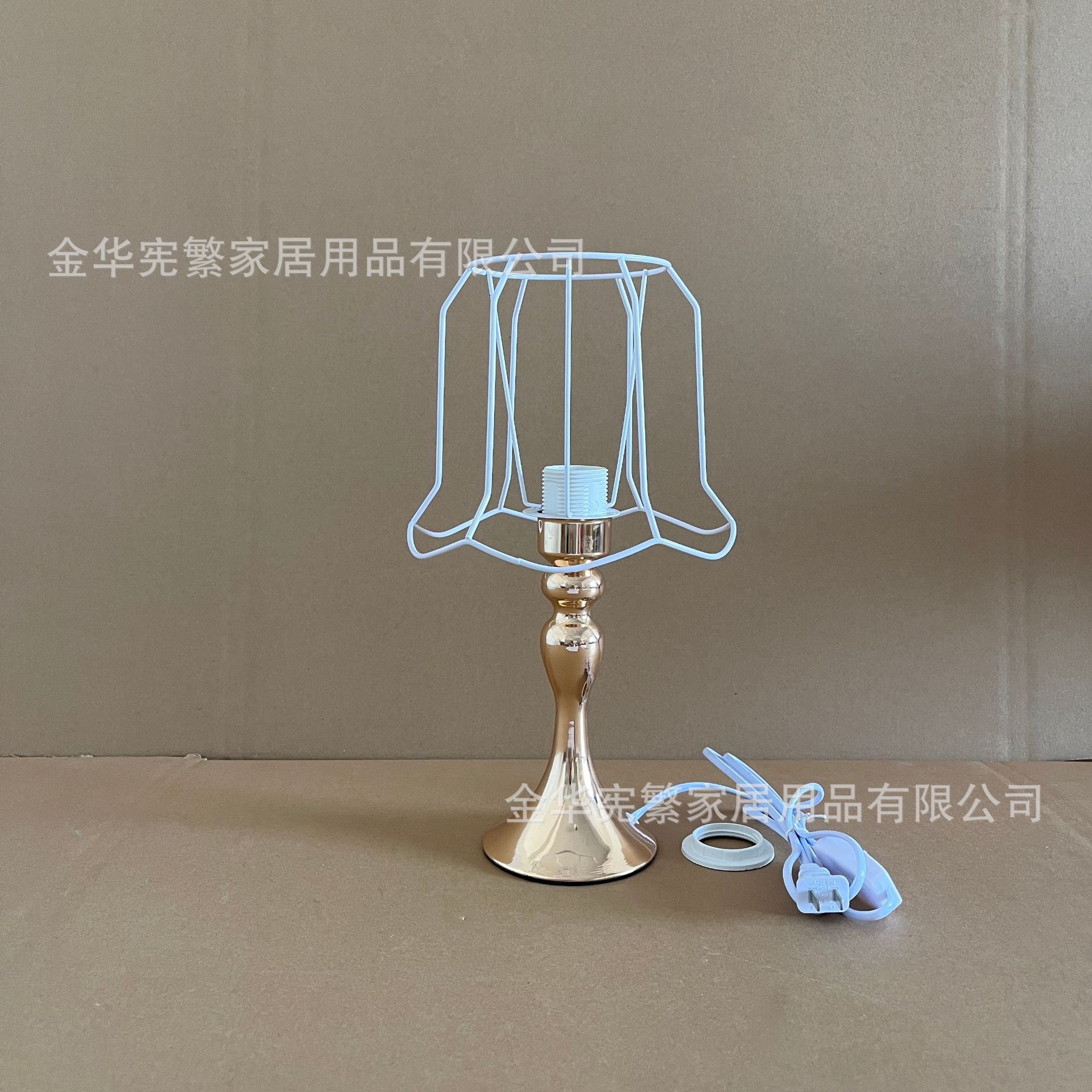 Xianfan pequeño libro rojo recomienda base metálica sirena combinación de marco de hierro con interruptor de botón de cable DIY hecho en casa