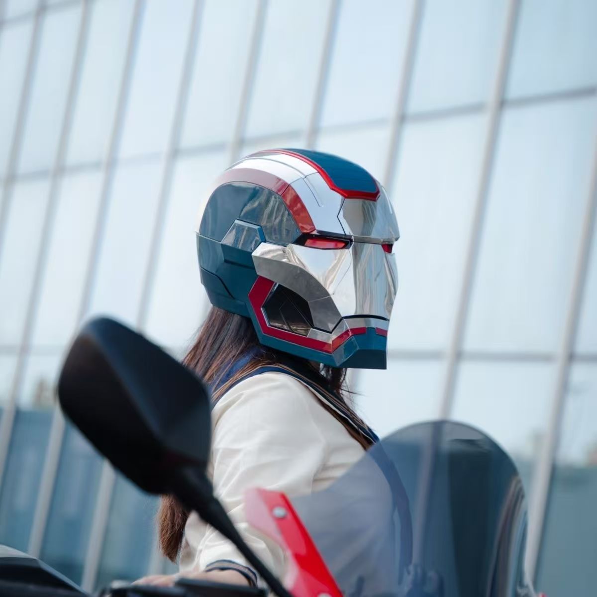 Casco Luminoso de Iron Man MK7 de Plástico con Control por Voz para Cosplay