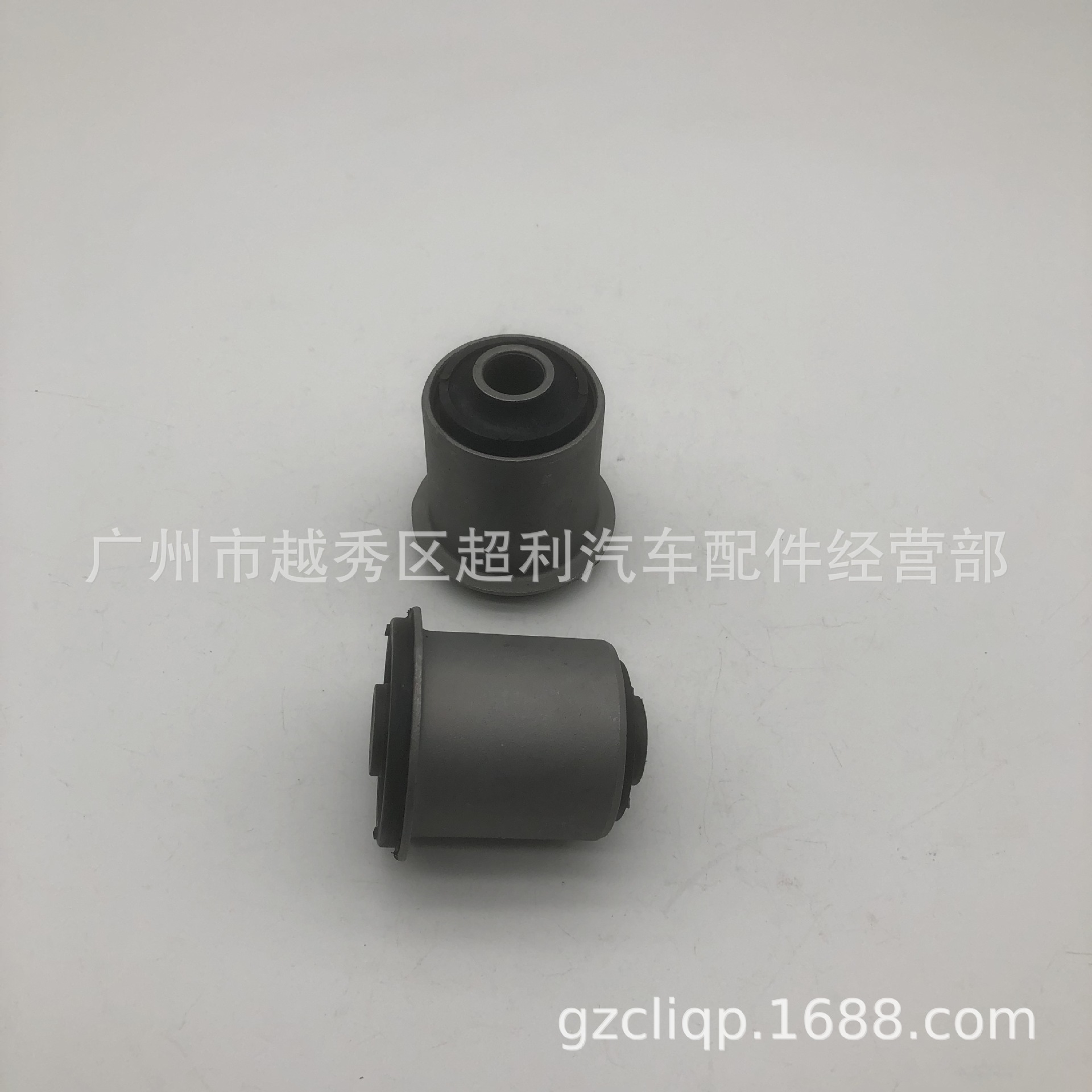 Applicable to 48632-60020 48632-0K040 VIGO TRJ120 TRJ150 cruiser upper suspension sleeve