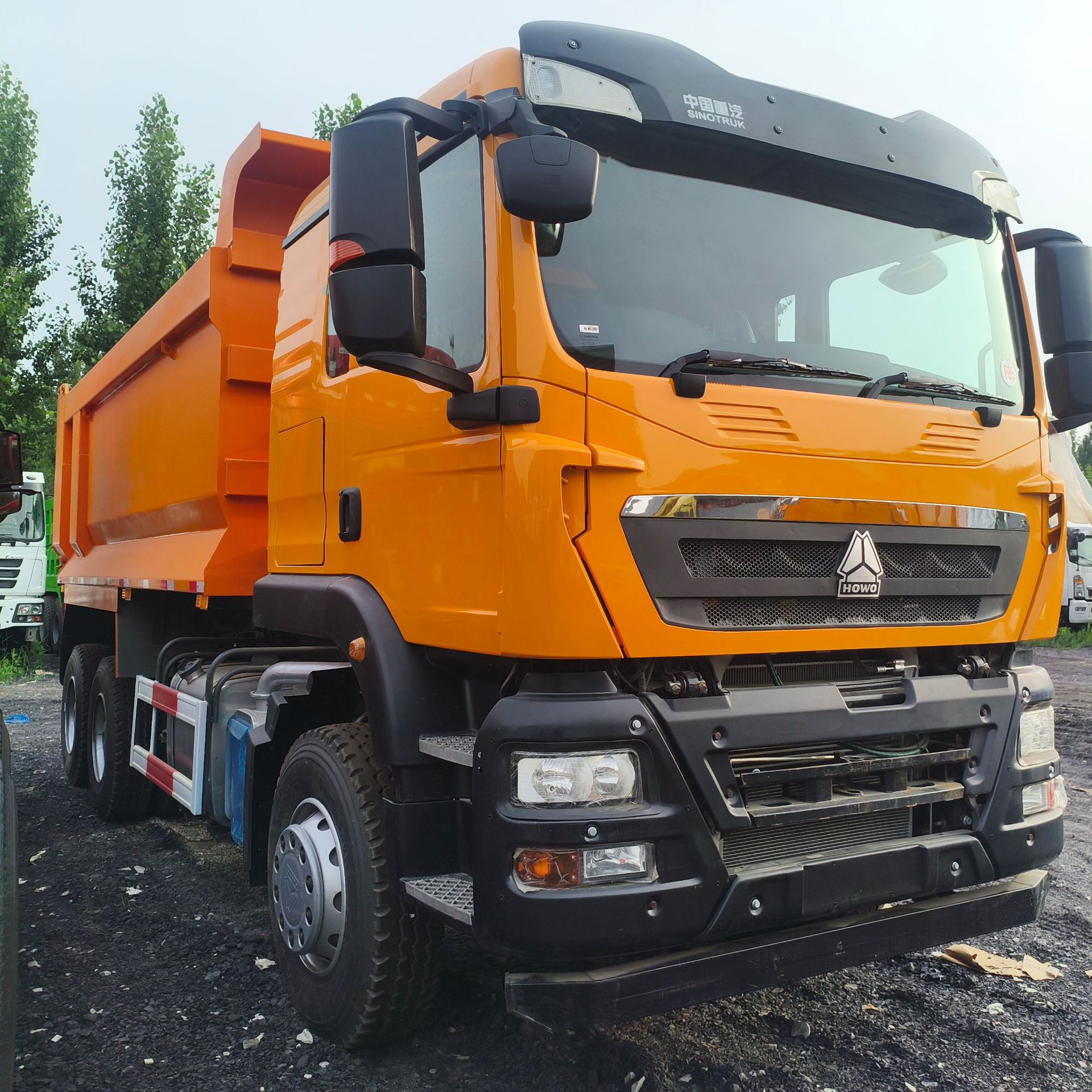 Used Dump Truck for Export, Shaanxi Automobile Delong F3000 6X4 Rear Eight-Wheel Dump Truck with Weichai Engine