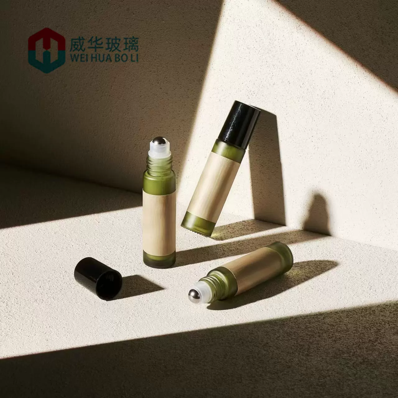 现货10ml透明玻璃滚珠瓶 香水走珠瓶 唇油眼霜分装瓶 精油瓶