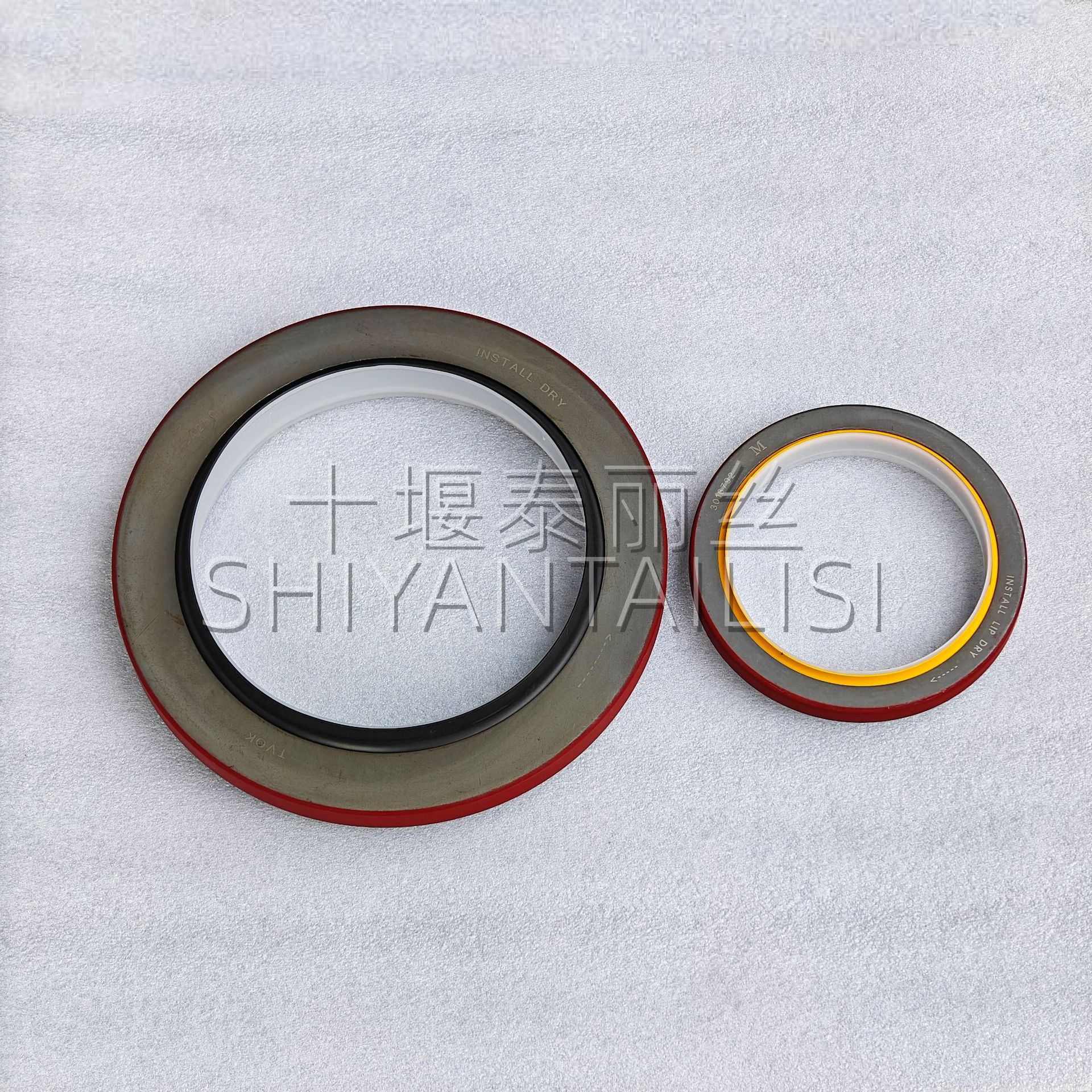 3016792 Crankshaft Front Oil Seal Is Suitable for Cummins Qsk23 Engine 6245-21-3121