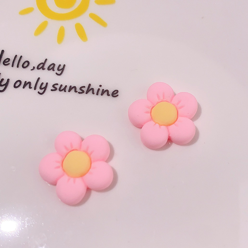 Accesorios de resina de cinco pétalos de color directo transfronterizo DIY pegamento de crema caja de teléfono móvil adornamiento de pelo agujero material de hebilla de zapatos