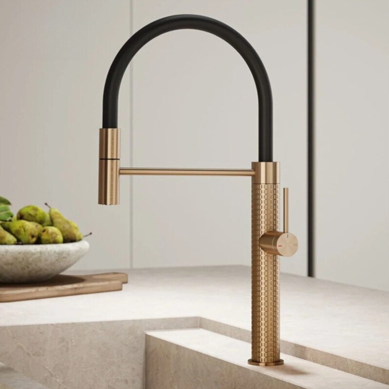All-copper kitchen faucet for island counter, splash-proof, hot and cold, pull-out, swivel, brushed rose gold finish All-copper kitchen faucet for island counter, splash-proof, hot and cold, pull-out, swivel, brushed rose gold finish