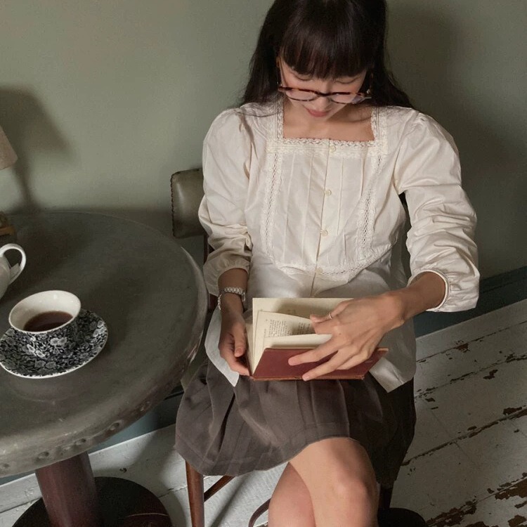 Now H 2024 New Autum Style Korean Dongdaemun Loose Pure Color Square Collar Single-Breasted Lace Shirt Tops for Women