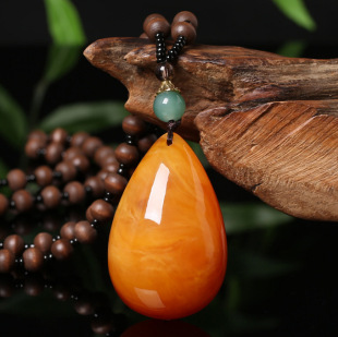 Water drop imitation beeswax necklace retro long sweater chain live broadcast clothing welfare temperament pendant ethnic style accessories