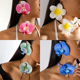 项链;戒指;耳环