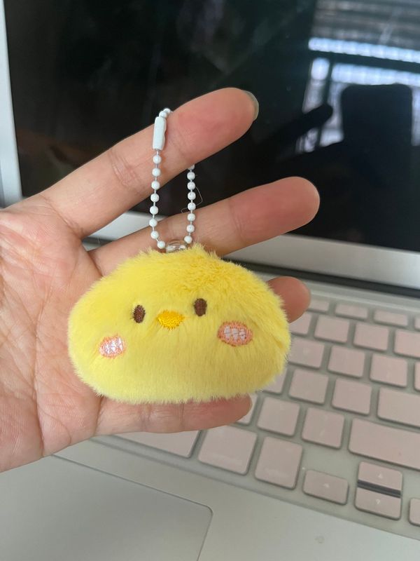 ネットで話題のチェリーパピーぬいぐるみキーホルダー、飾り、靴や服のアクセサリー、ブローチ、ペンダント|undefined