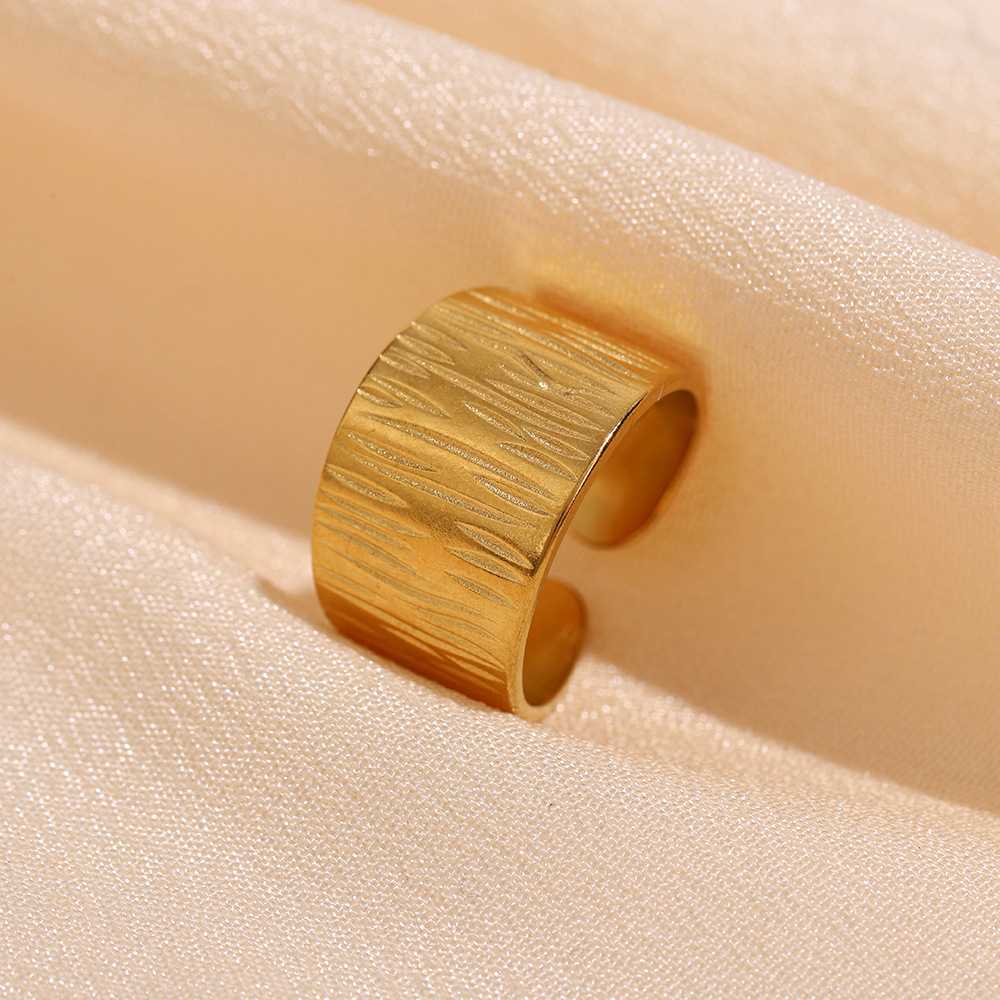 Minimalist Irregular Line Stainless Steel Open Ring For Women_voghion.com