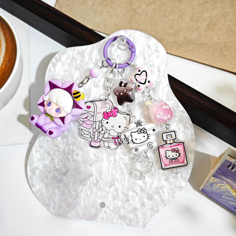 DiMo Flower Field Party's new cartoon handmade DIY pendant accessories are popular items attracting customers in live streams DiMo Flower Field Party's new cartoon handmade DIY pendant accessories are popular items attracting customers in live streams
