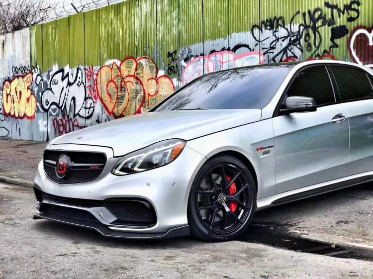 Suitable for Mercedes-Benz E-Class W212 Modification to E63 Front and Rear Bumpers, Carbon Fiber Front Lip, Side Skirts, Rear Lip, Rear Wing, and Hood