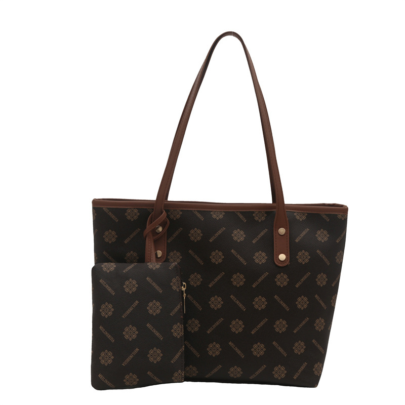 Bolso de gran capacidad para mujeres 2024 nuevo estilo de lujo ligero nicho de alta calidad bolso de viaje de alta calidad bolso de hombro de moda