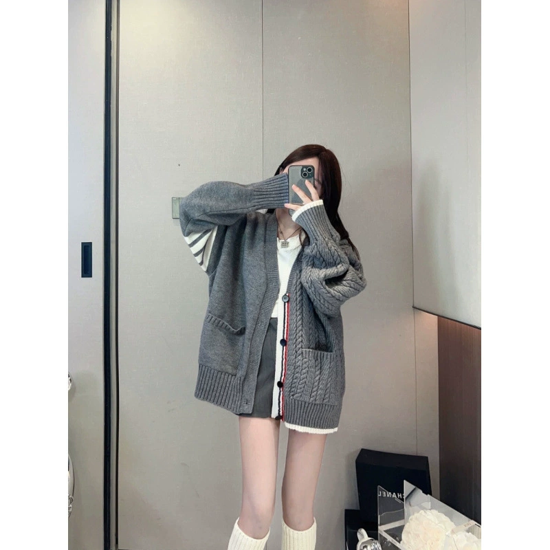 Woolen cardigan, jacket, western style