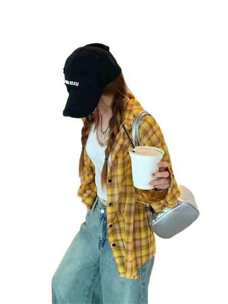 Retro yellow summer shirt