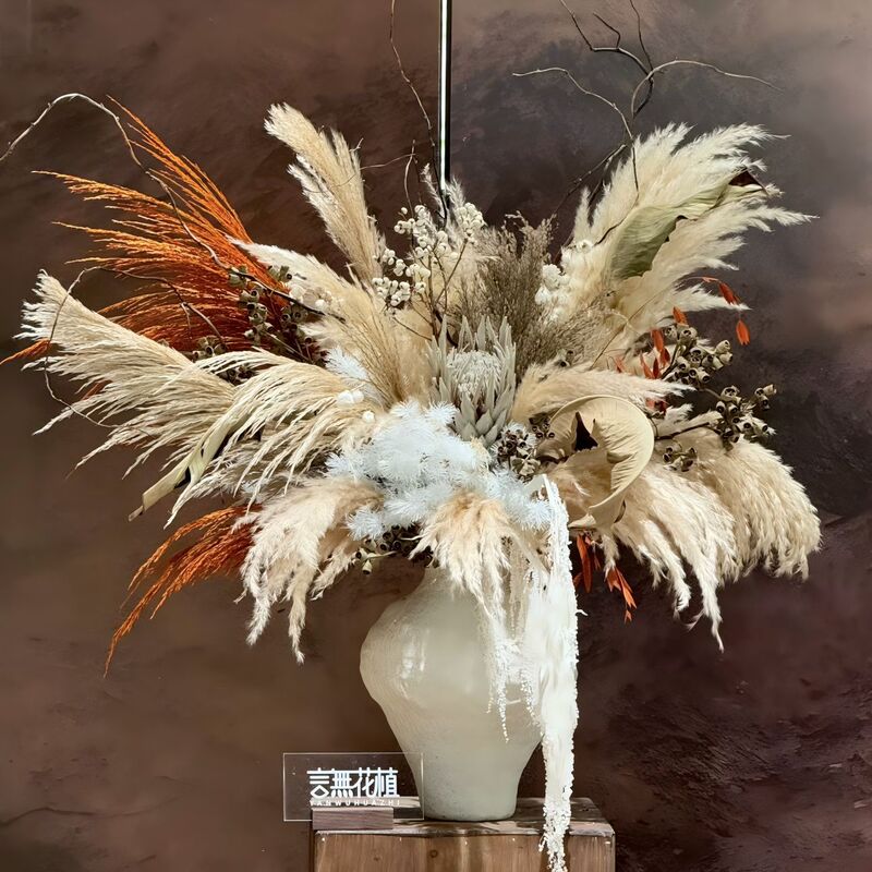 Dried flower bouquet floor decoration, natural air-dried real flowers, suitable for clothing store windows, living room decoration, and eternal floral art