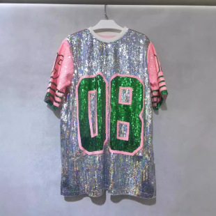 ���R�d�W���ļ����Q�ع�Ů�b����Ƭ����T��A�I�������¿羳