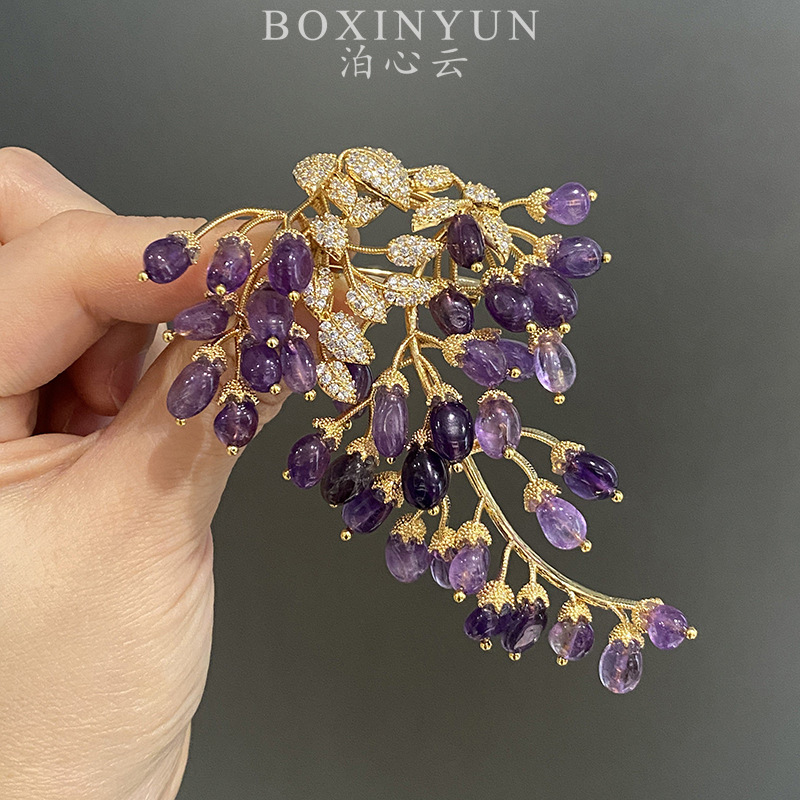 Buxinyun Customized Natural Crystal Wisteria Flower Brooch Fashionable Light Luxury Exquisite Workmanship Trendy Clothing Dress Brooch