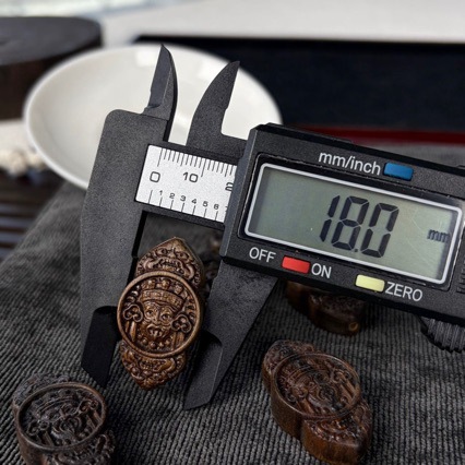 Agarwood Zaki Ram brand accessories, handmade DIY ornaments, small pendants, bracelets, and spacer beads