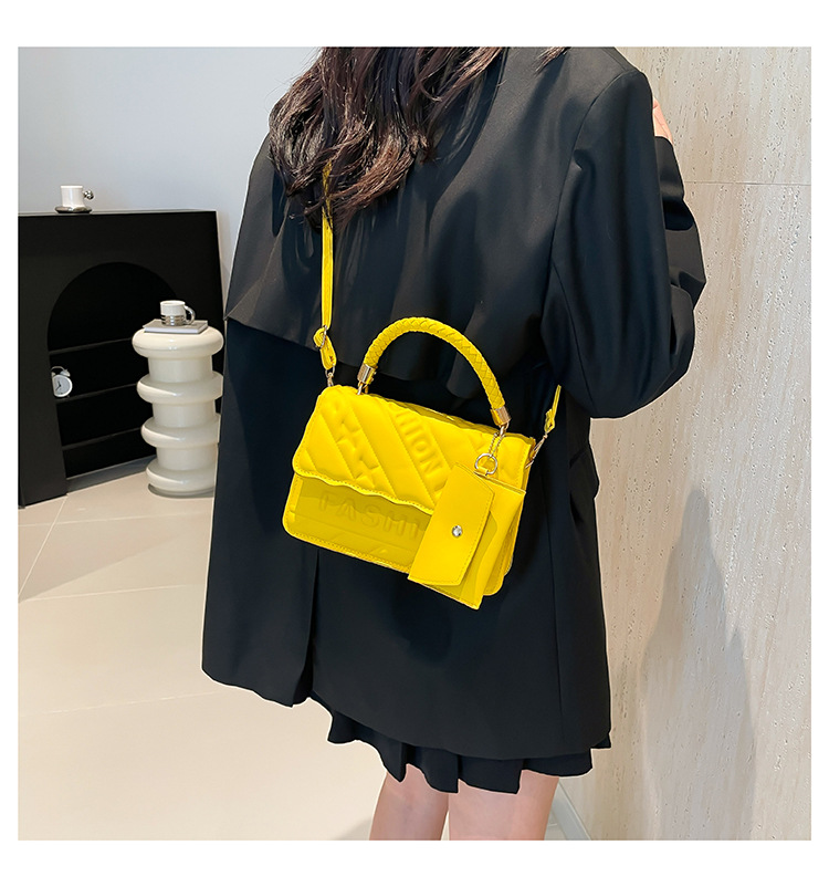 Ladies' candy-colored stylish handbag, 2024 autumn new ins single-shoulder crossbody bag, stylish embossed small square bag undefined