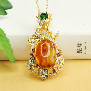 Love Yu natural amber pendant peacock phoenix necklace necklace new Chinese factory wholesale generation AY3120515