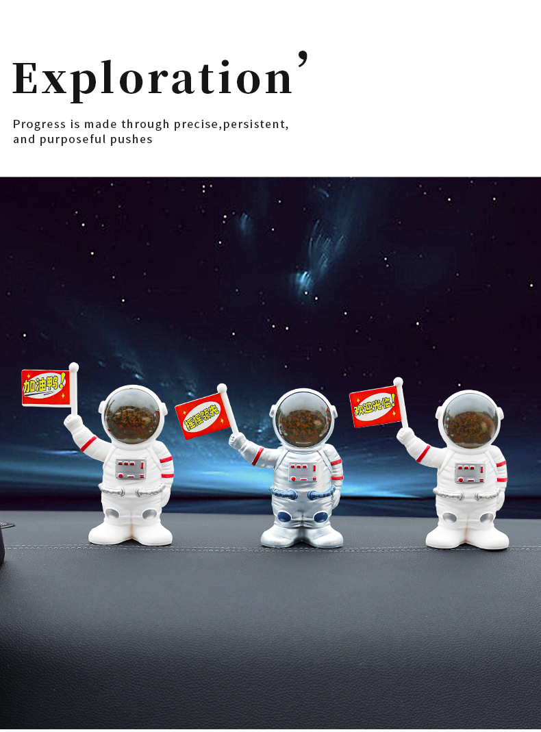 Car ornaments astronaut solar swing car creative hot language astronaut car center console decoration supplies