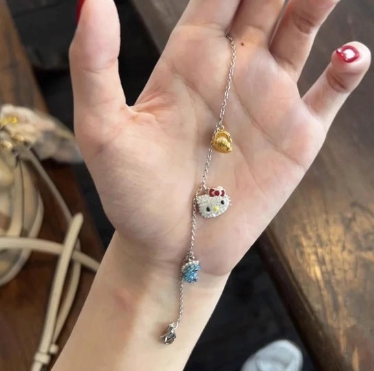 可爱设计款手链卡通猫猫贝壳海马元素锆石百搭手环可叠带女款手饰|undefined