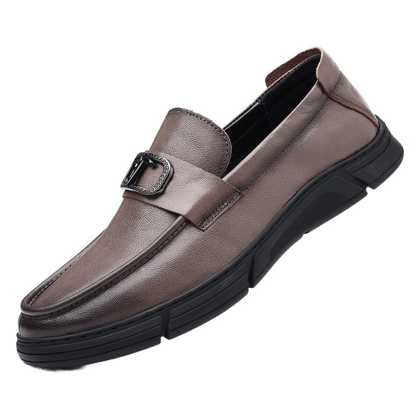 Primavera nueva capa superior de piel de oveja zapatos de cuero casual de los hombres zapatos de guisantes de cuero genuino zapatos de hombre de mediana edad zapatos de una sola capa