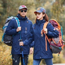 秋冬户外冲锋衣男三合一两件套可拆卸加绒加厚情侣外套滑雪登山服