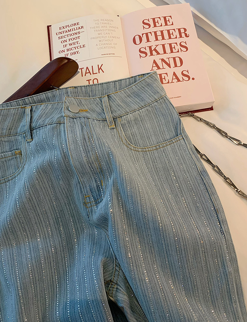 Light Blue Chic Diamond-Embellished Straight-Leg Jeans