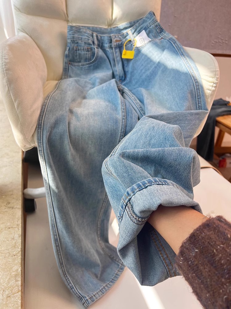 Blue colored spring loose straight jeans