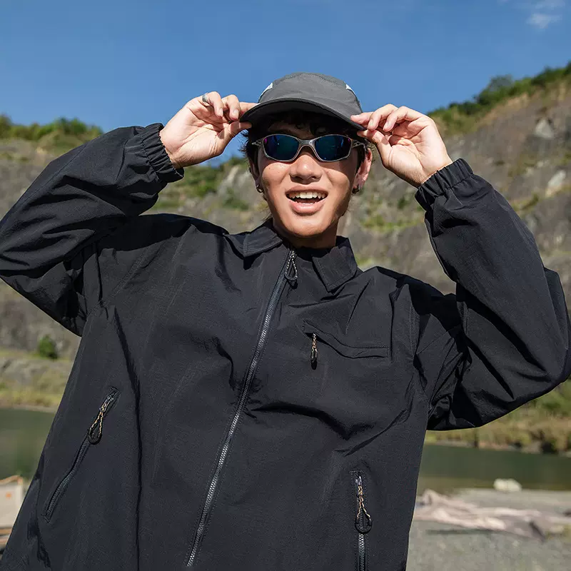 OOTD户外登山防泼水夹克男百搭休闲时尚翻领潮牌风衣外套情侣上衣