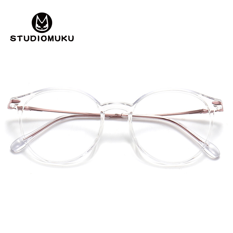 STUDIOMUKU, el rey de las gafas de madera, combina el Renacimiento y la moda con marcos de gafas.