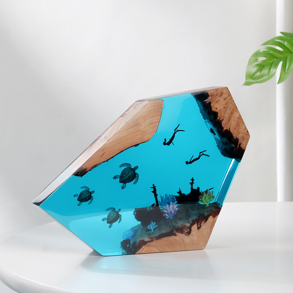Marine Resin Lamp Processing Customized Handmade Epoxy Solid Wood Dreamy Underwater Broken Ship Micro Landscape Resin Night Light Decoration