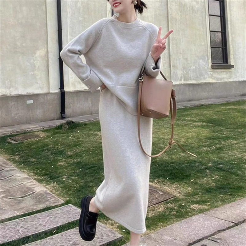 温柔风圆领套头毛衣女上衣两件套潮秋冬新款宽松显瘦半身裙套装女|undefined