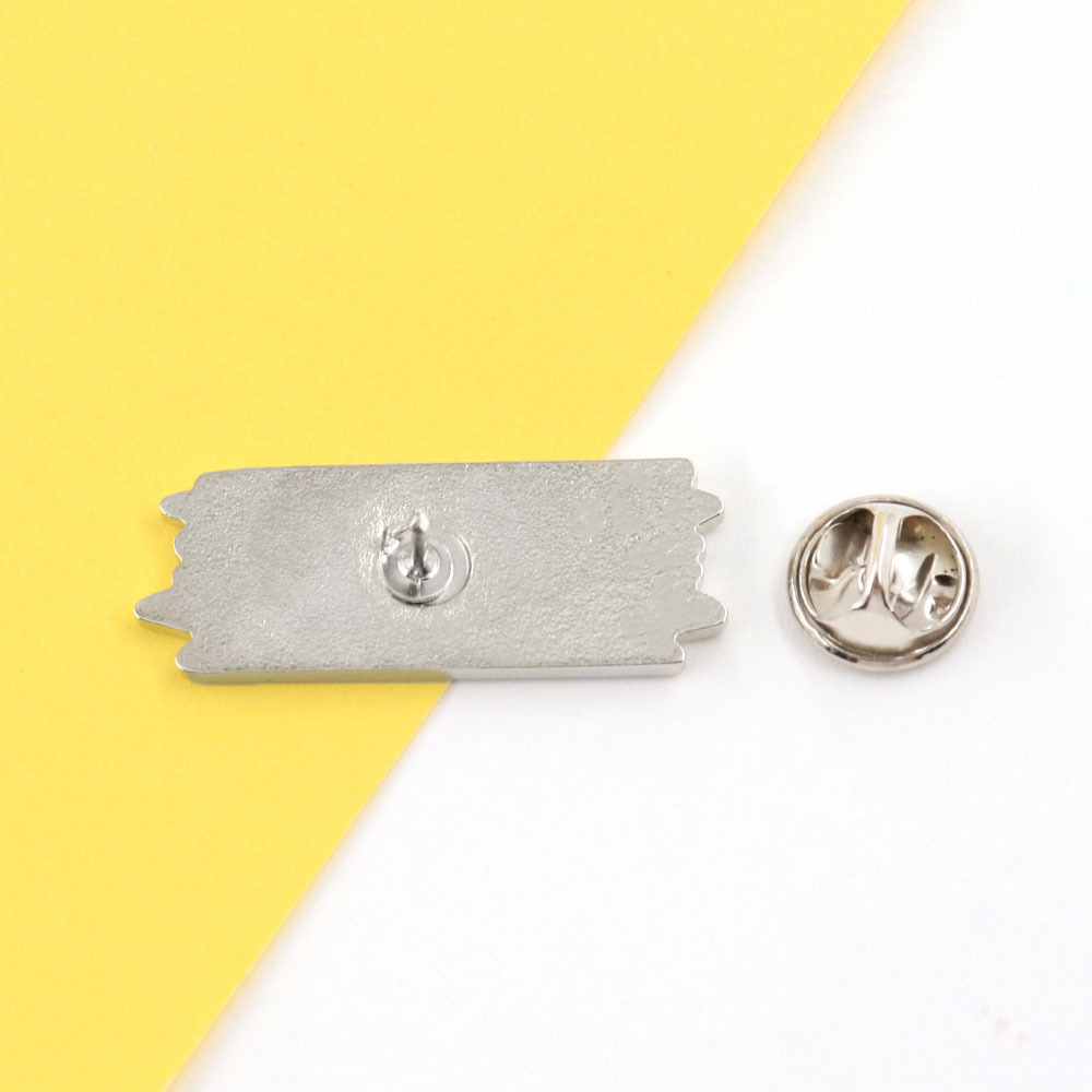 525,600 Minutes Lapel Pin Rental Inspiration Brooch Musical Quote Badge Creative Novelty Gift