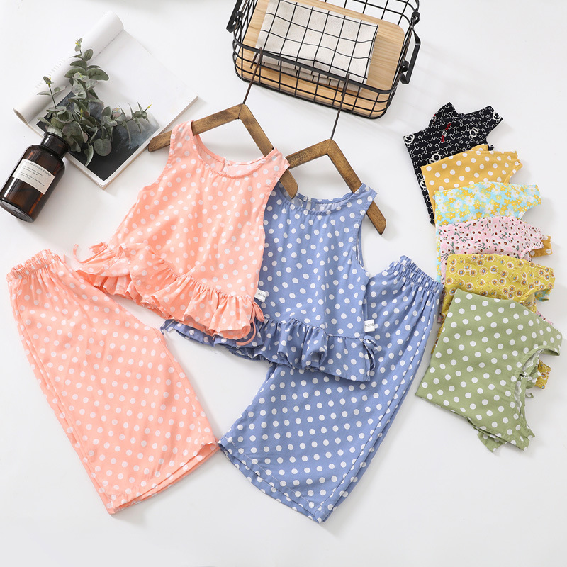 2021夏季新款童装儿童绵绸套装女童中小卡通人造棉吊带七分裤套服