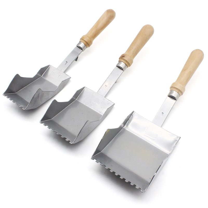 供应木柄沙勺，铲土工具，三款型号