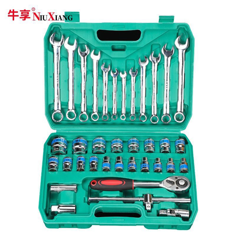 套筒棘轮扳手套装组合万能随车汽修汽车维修工具箱修车工具套装