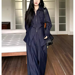 High-End, Fashionable and Age-Reducing Dark Blue Denim Suit for Women 2025 Spring and Autum Zipper Top Wide-Leg Pants
