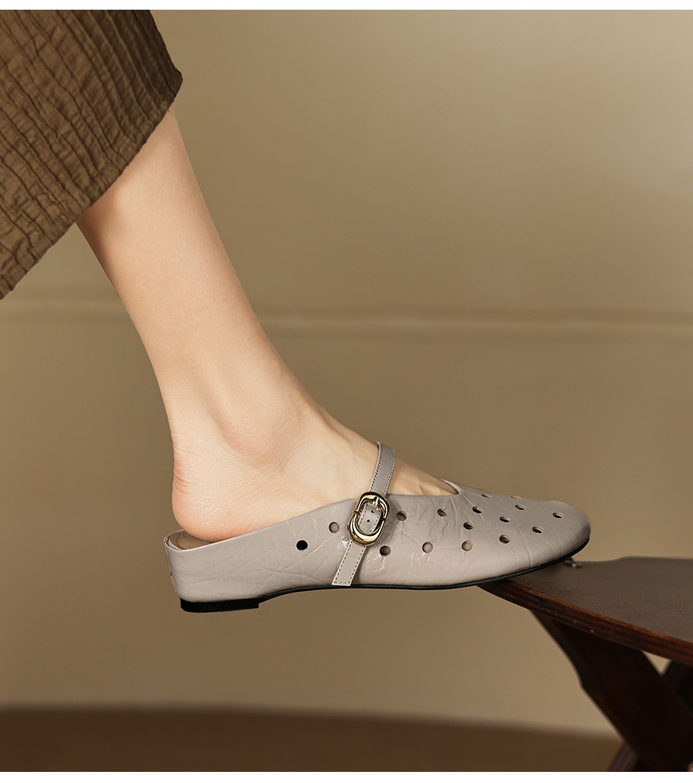Sandal nữ da dê đục lỗ mũi trùm quai ngang hở gót — đen chi tiết 14