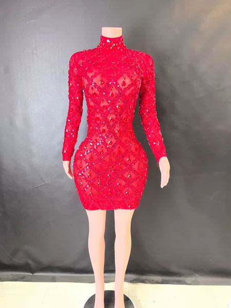 Red short long-sleeve