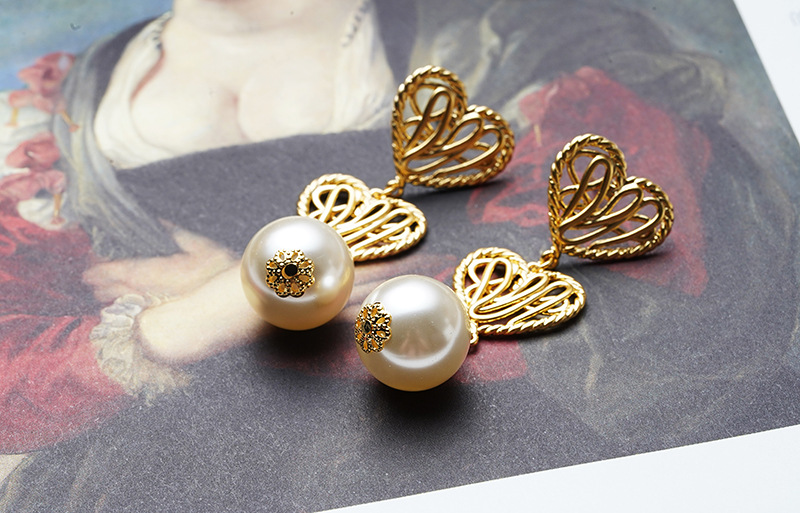 Women'S Gender Cute Heart Shape Alloy Plating Artificial Pearls Women's 1 Pair