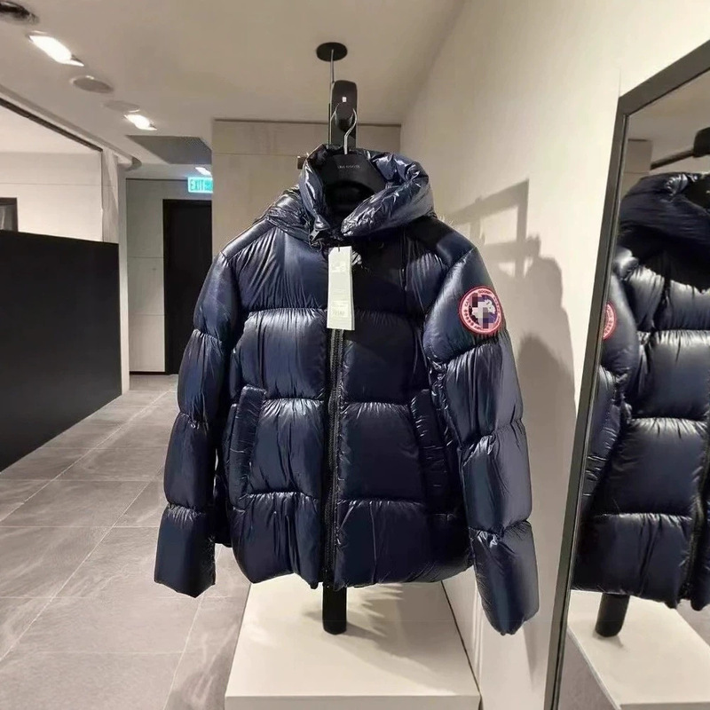 2025 Canada Goose Shiny Hooded Down Jacket Black Unisex Loose Fit Warm Puffer Coat 2252 2025 Canada Goose Shiny Hooded Down Jacket Black Unisex Loose Fit Warm Puffer Coat 2252