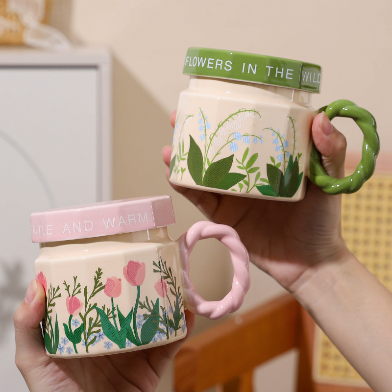 Taza de cerámica con tapa Taza de agua de alto valor Taza de oficina Taza de café con regalo de mano Taza de desayuno femenino Hombre