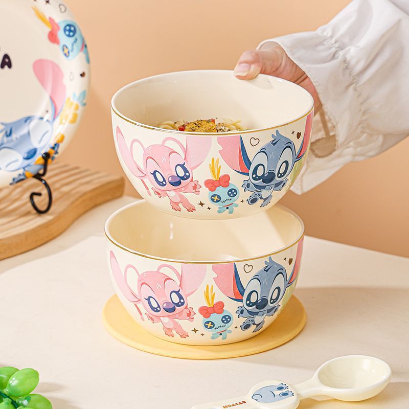 Disney Cute Strawberry Bear Ceramics Tazón de alto valor Caja de regalo Juego de vajilla Tazón de fideos de dibujos animados para niñas en casa