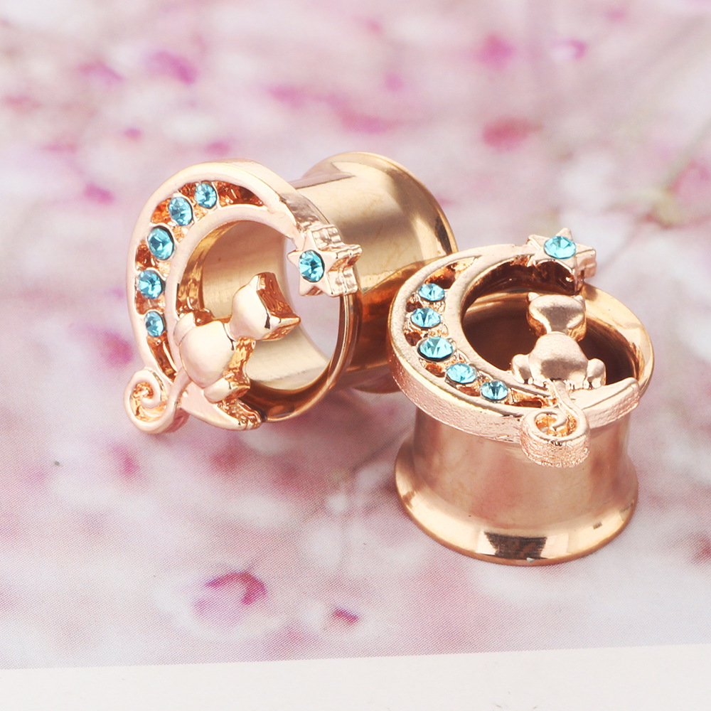 Pointed titanium steel lip stud product view