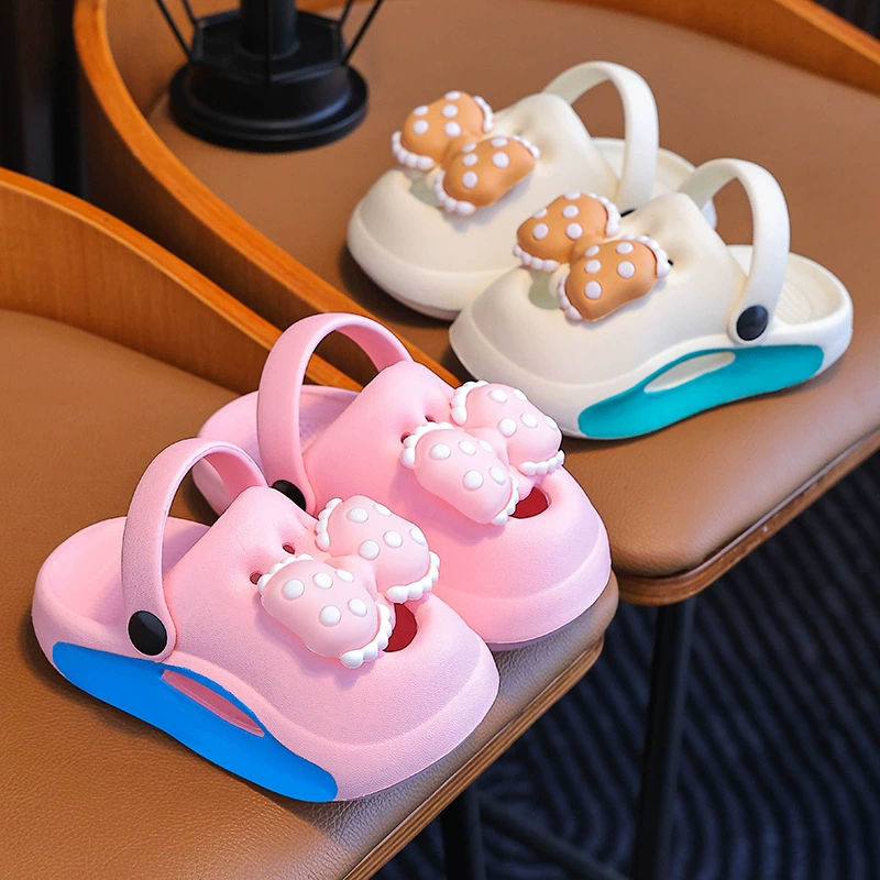 Детская пещерная обувь летний 2024 новый бант нескользящий мягкий фон для девочек милые мультяшные принцессы тапочки пляжные туфли