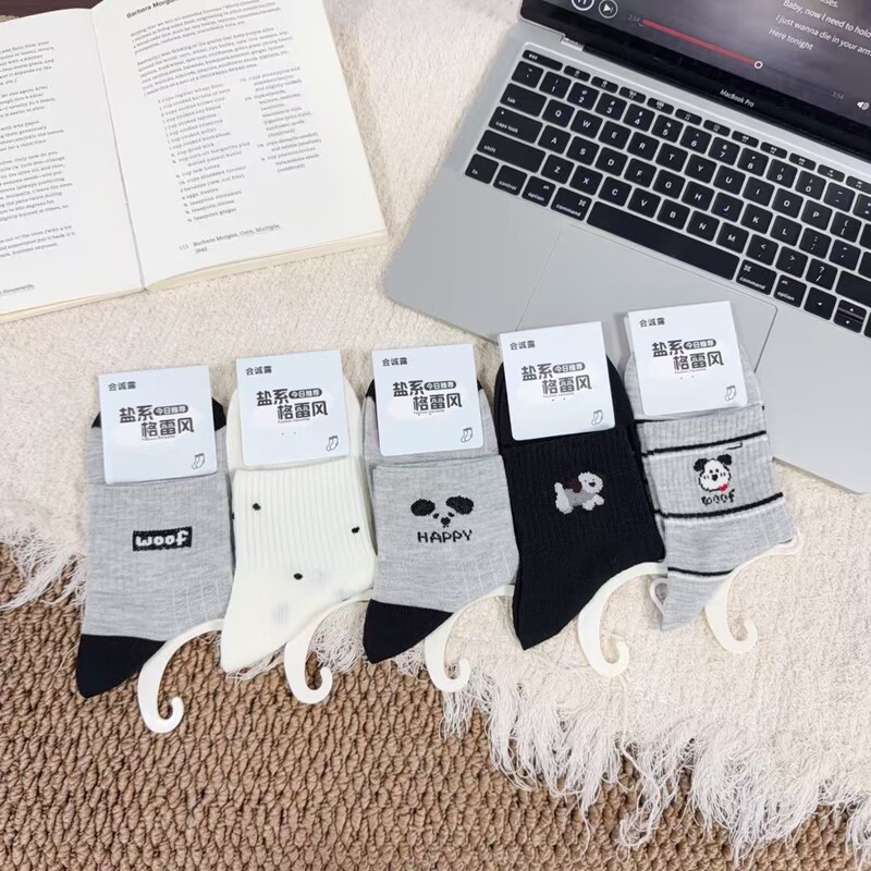 Wholesale mulang bear thin cotton spring and summer mesh thin mesh socks cartoon breathable comfortable men's and women's tube children's socks