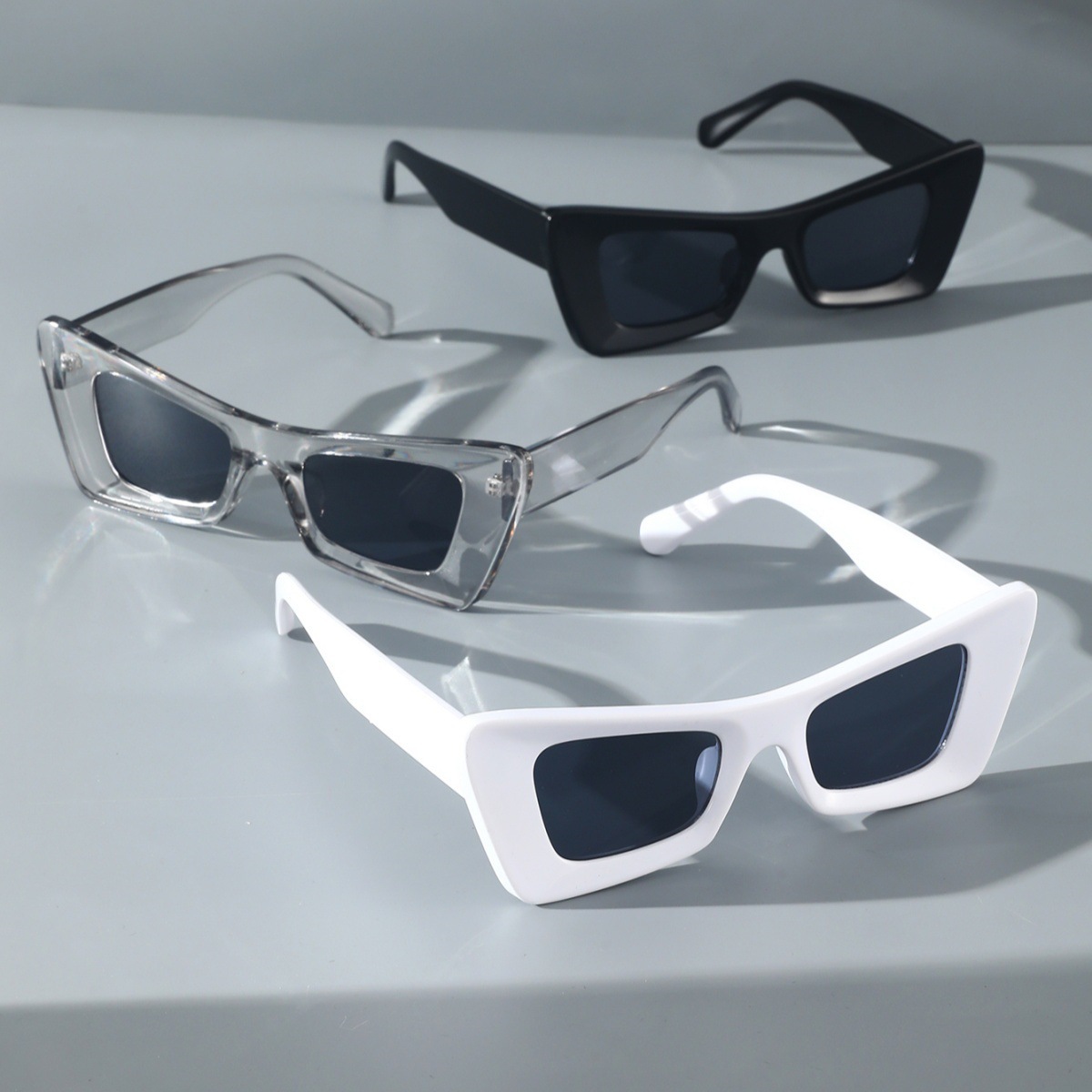 Fashionable square glasses