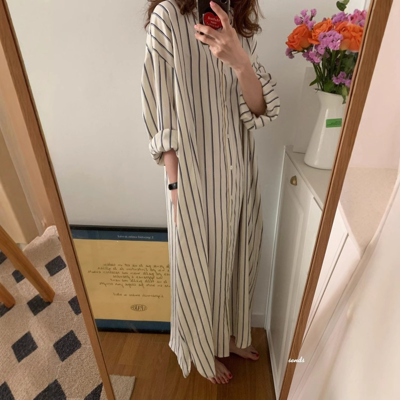 2026 Spring Korean-Style Minimalist Lazy Chic Lapel Striped Loose Slimming Drop-Shoulder Shirt-Style Dress